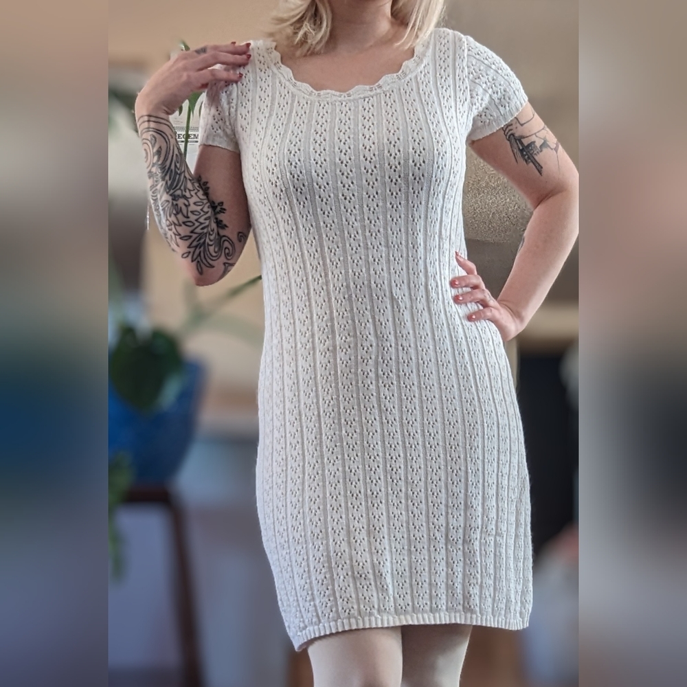 Vintage short sleeve moda international sweater dress